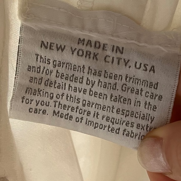 Amsale Dawson Lace Wedding Dress - Size 2 - Picture 11 of 13